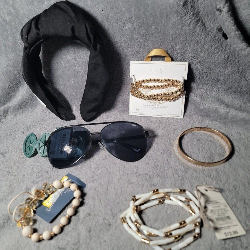 A New Day Universal Thread Womens Multicolor Stone Bracelet Accessory Bundle